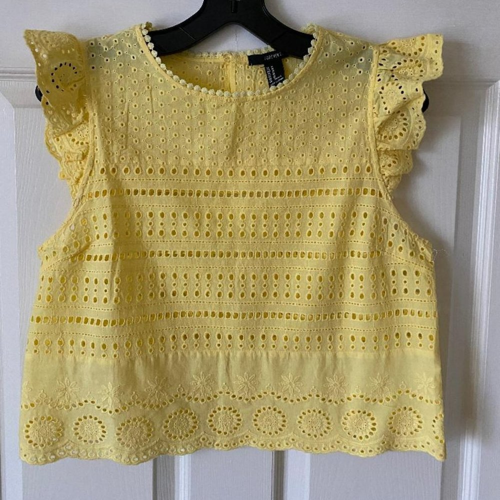 Forever 21 Yellow Eyelet Sleeveless Blouse Size M